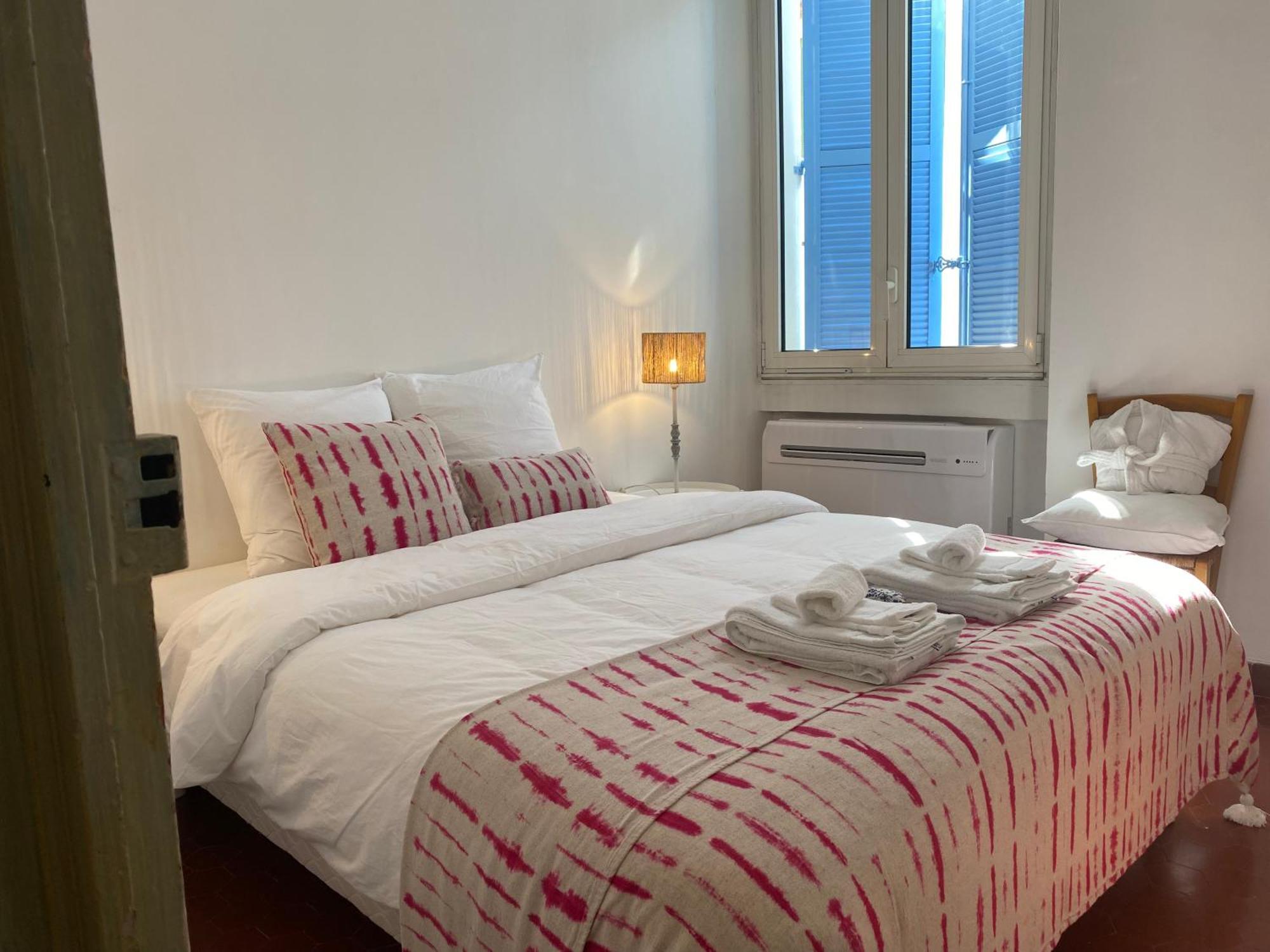 Click! Casa Lamartine Fabulous Ideal Location Walk To All!!! Cassis Exterior photo
